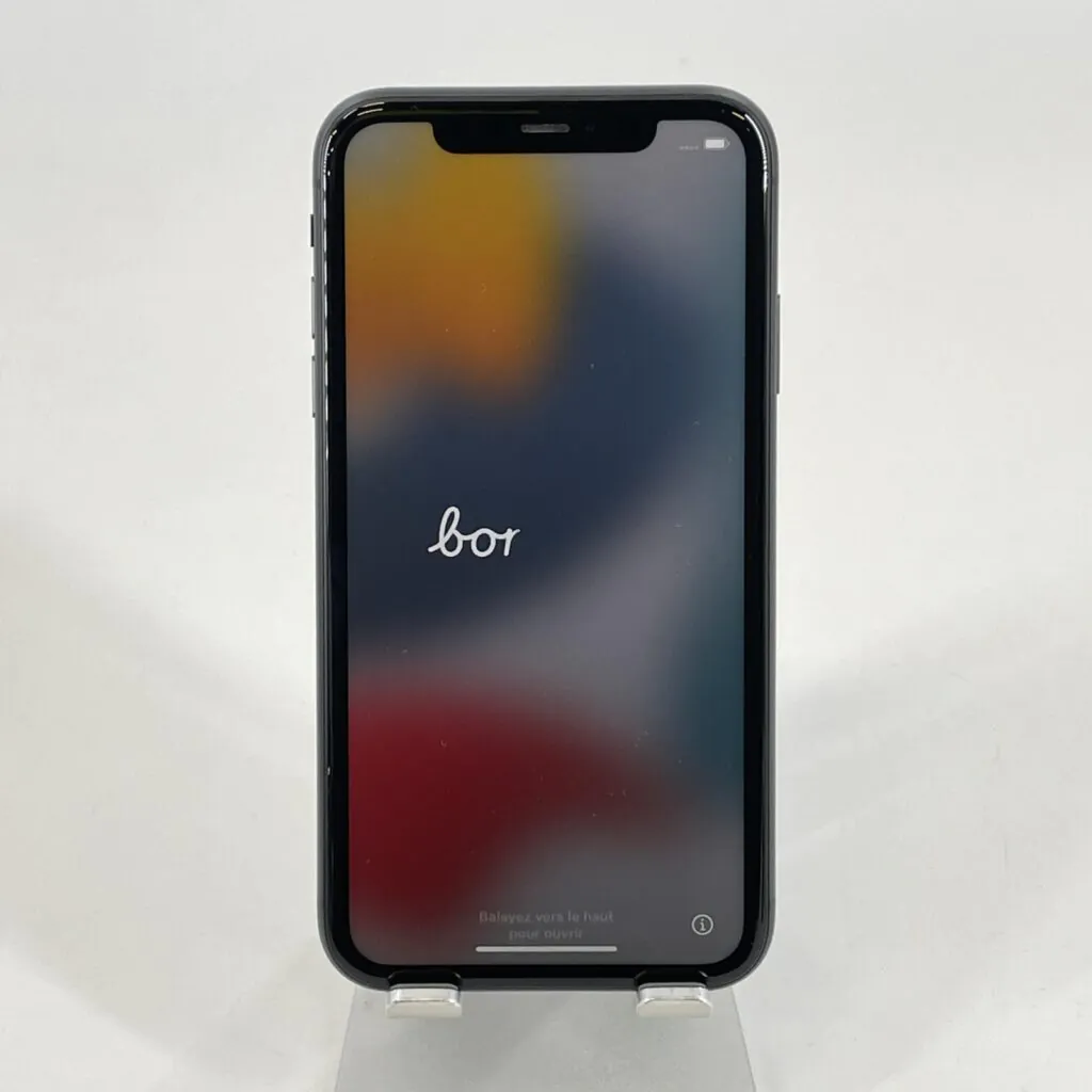 Apple iPhone 11 Black 64GB Unlocked – Good Condition w/ Cracked Back