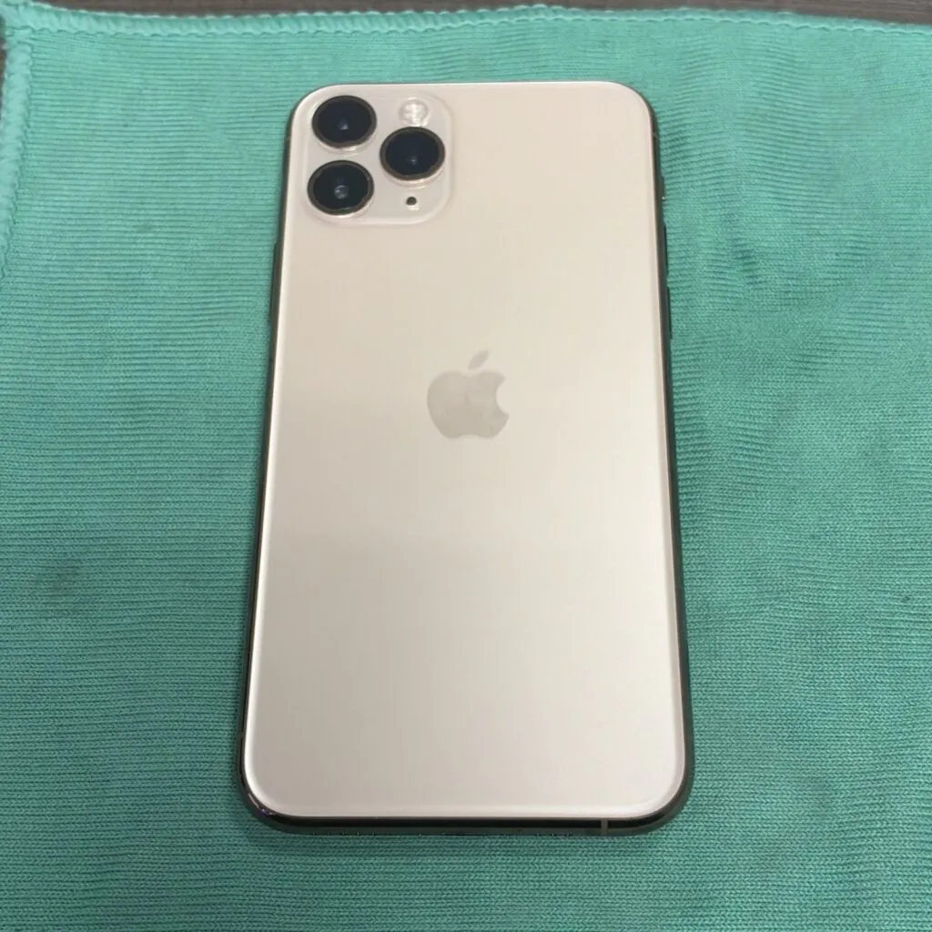 iPhone 11 Pro 64GB Unlocked Gold