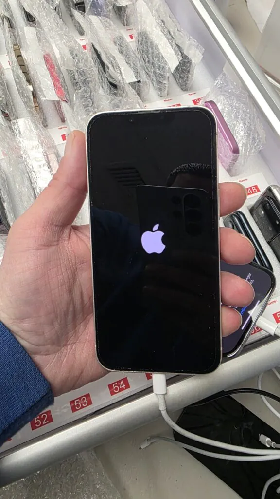 Apple iPhone 13 – 128 GB – Pink (Unlocked) – FMI Off – Read Description First