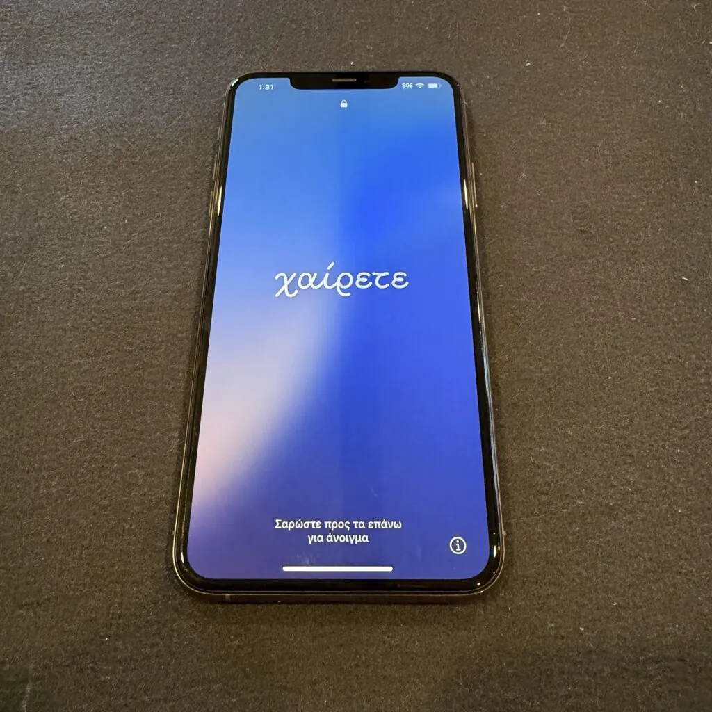 Apple iPhone 11 Pro Max 256GB Unlocked AT&T T-Mobile Verizon Good Condition