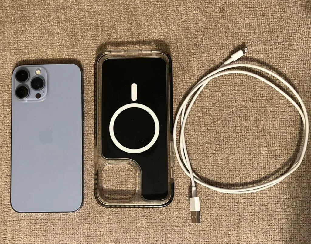 Apple iPhone 13 Pro Max Bundle 128GB Unlocked- AT&T