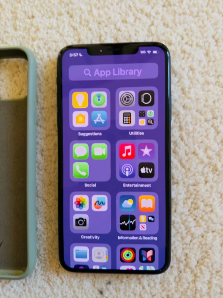 Apple iPhone 11 ProMax 64GB – Verizon AT&T T-Mobil Excellent Conditions Unlocked