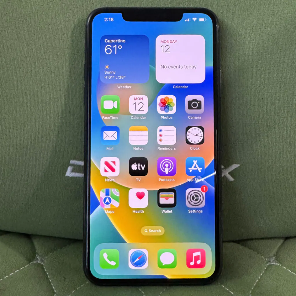 Apple iPhone 11 Pro Max 64GB – Unlocked (Verizon) – Midnight Green – Used