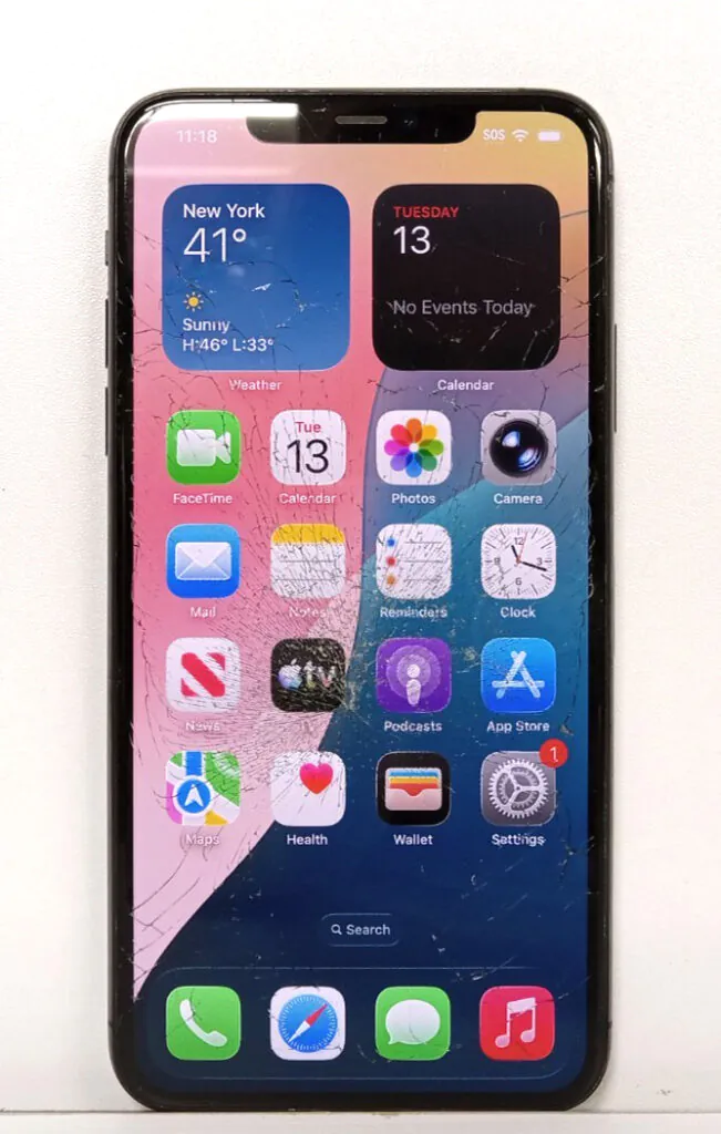 Apple iPhone 11 Pro Max (512GB, Space Gray, Unlocked)- Service Batt 75%, Cracked