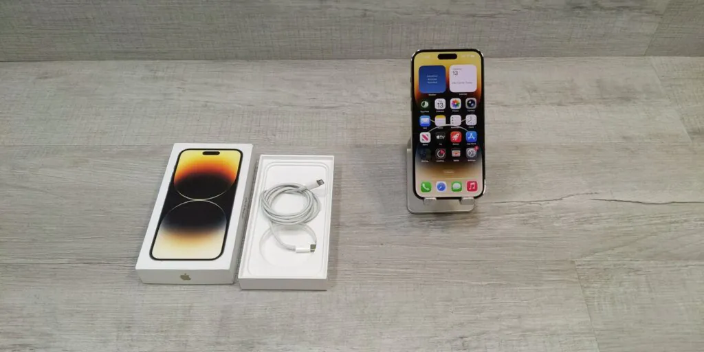 Apple iPhone 14 Pro Max Unlocked 128GB (Deep Purple)