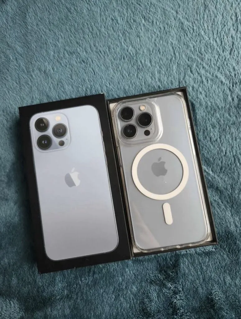 Unlocked iPhone 13 Pro (256GB)