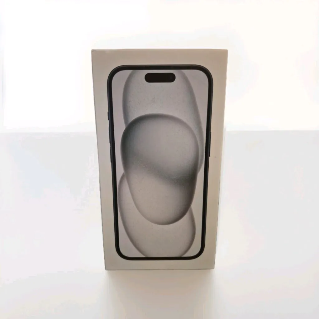Apple iPhone 15  – 128GB Black Unlocked New and Sealed