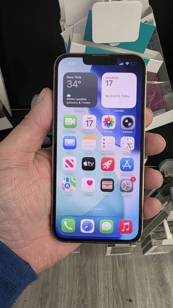 Apple iPhone 13 Pro – 128 GB – Gold (Unlocked) – Fully Functional – Read First