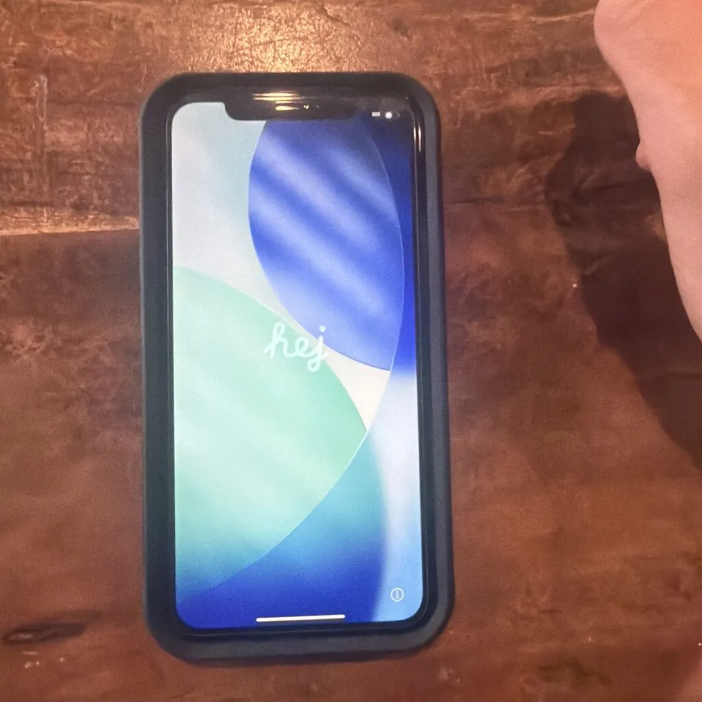 iPhone 11 Unlocked Used In Good Condition 64GB