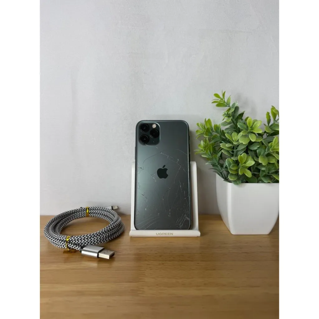 Apple iPhone 11 Pro 64GB in Midnight Green for T-Mobile / Sprint / Metro / Mint