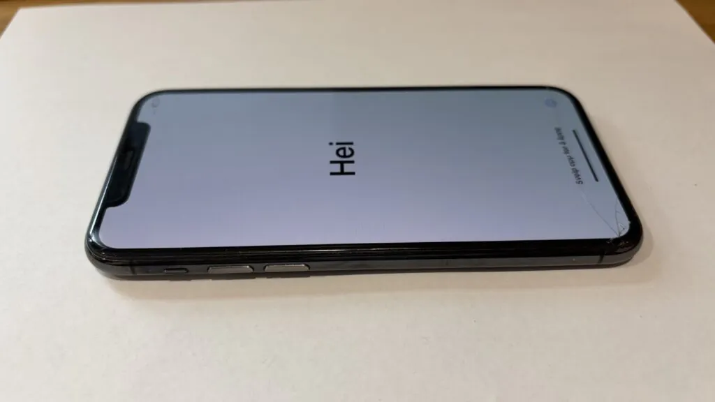 Apple iPhone 11 Pro 256GB Space Gray (Unlocked) SEE DESCRIPTION