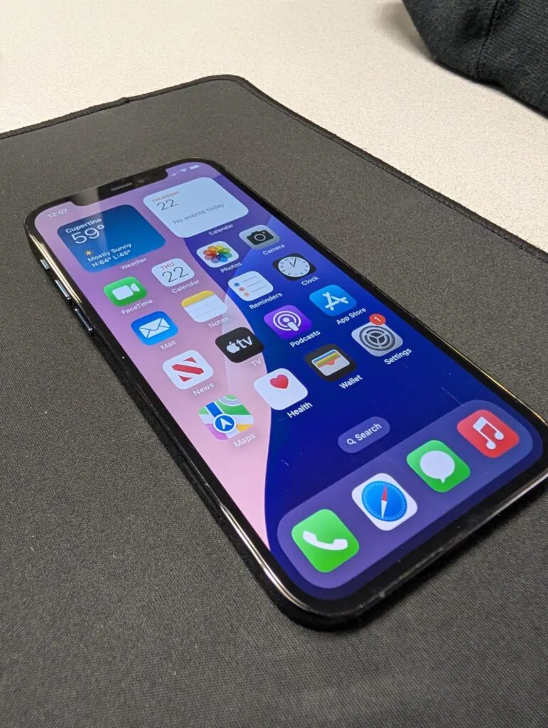 Apple iPhone 12 Pro – 128 GB – Pacific Blue (AT&T)