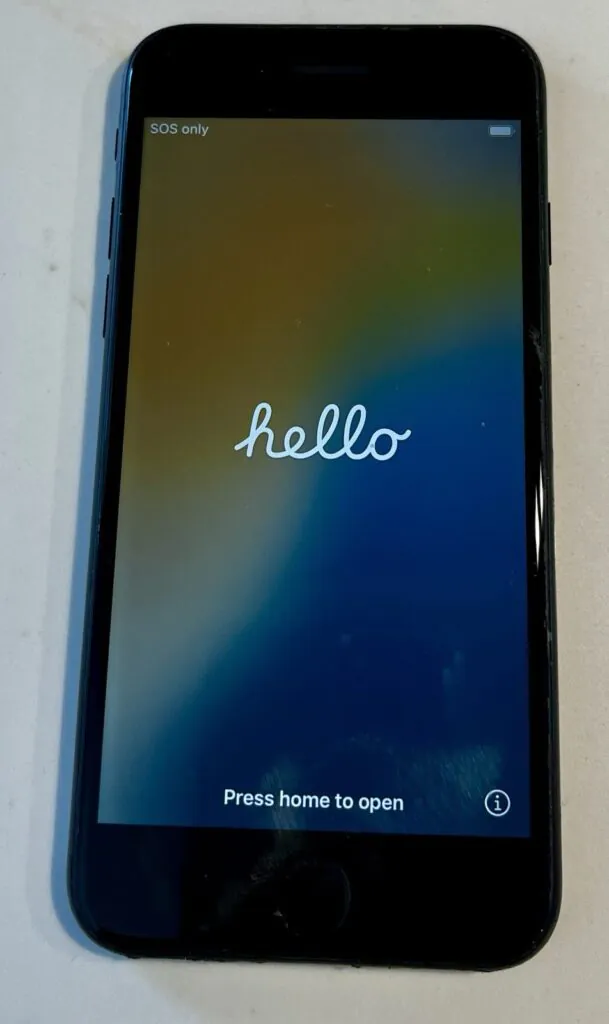 Apple iPhone SE 2nd Gen – (Great Condition) – Unlocked, AT&T, T-Mobile, Verizon