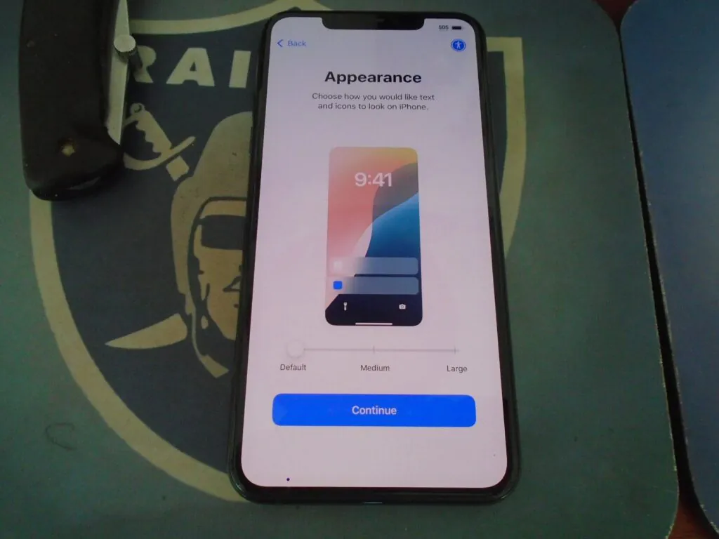 Apple iPhone 11 Pro Max 64GB Unlocked AT&T T-Mobile Verizon  Good Condition