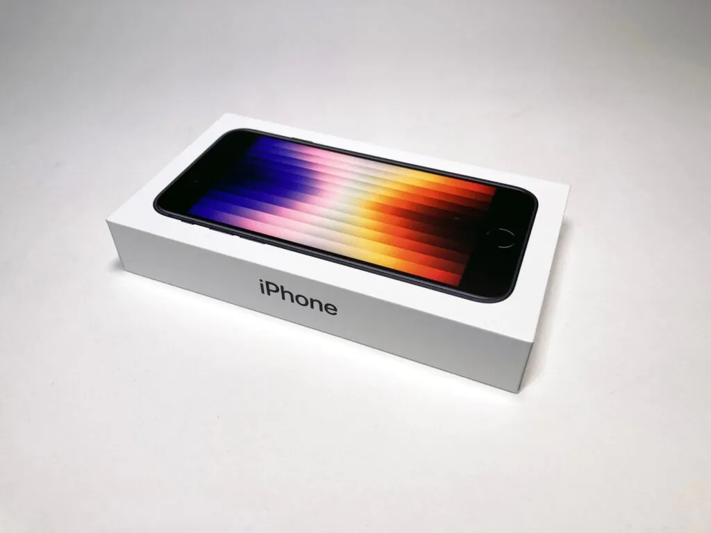 NEW in Box Sealed Apple iPhone SE 3rd Gen – 128GB – UNLOCKED