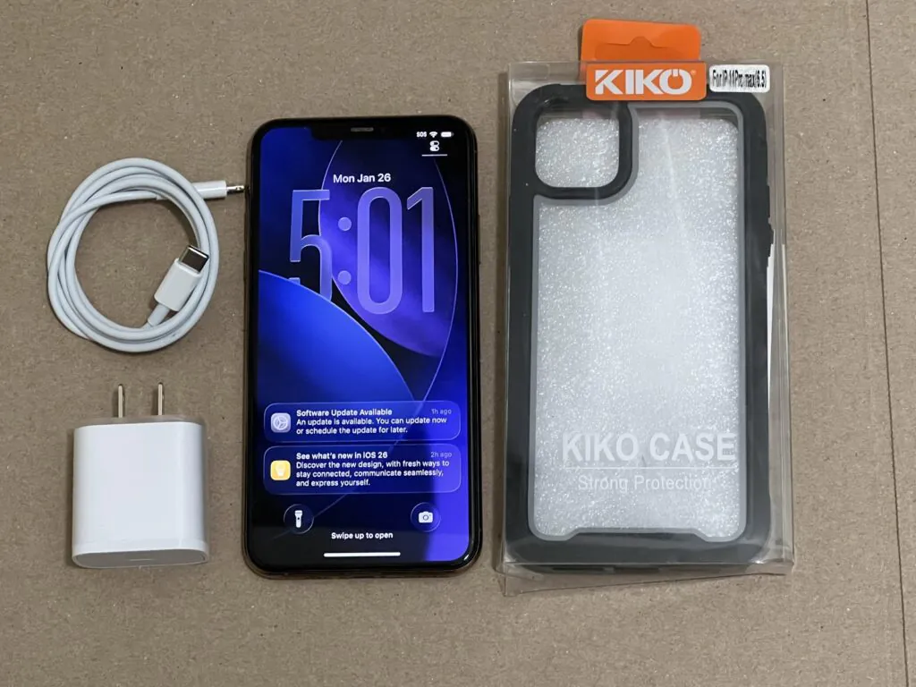 Apple iPhone 11 Pro Max – 64 GB – Gold (Unlocked) Smartphone, MWFQ2LL/A – BUNDLE