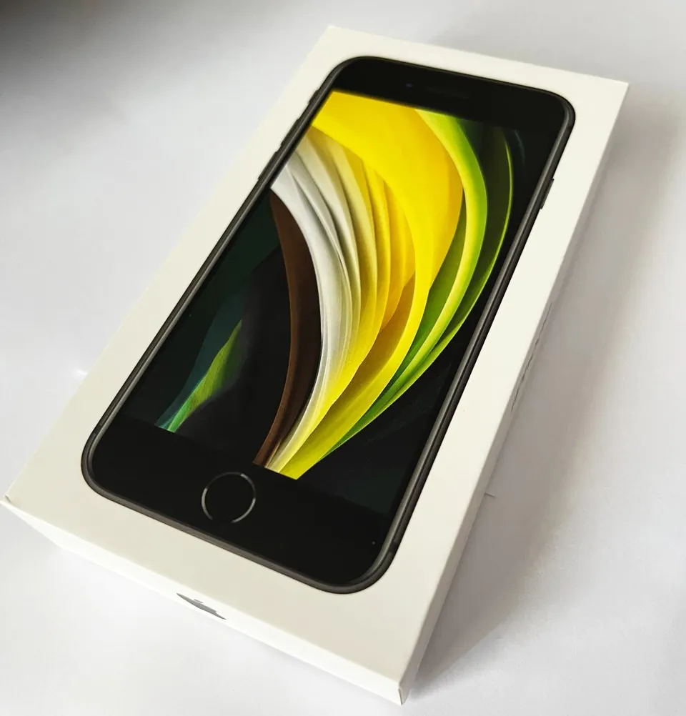 Apple iPhone SE (2020) – 128 GB – Black_ factory Unlocked
