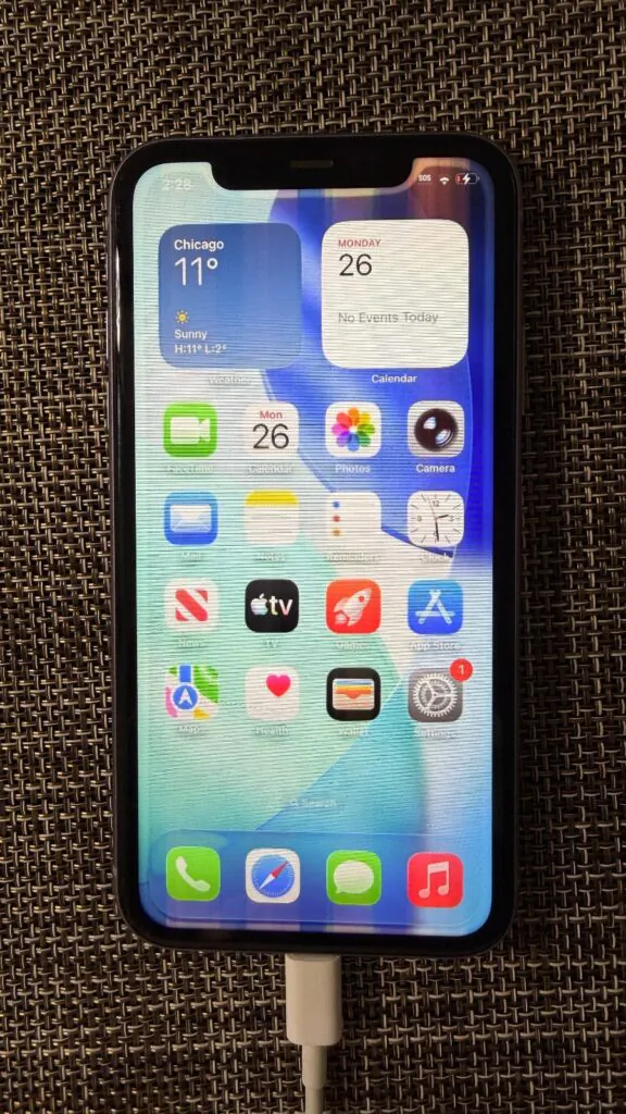 Apple iPhone 11 – 64 GB – Purple (Unlocked)