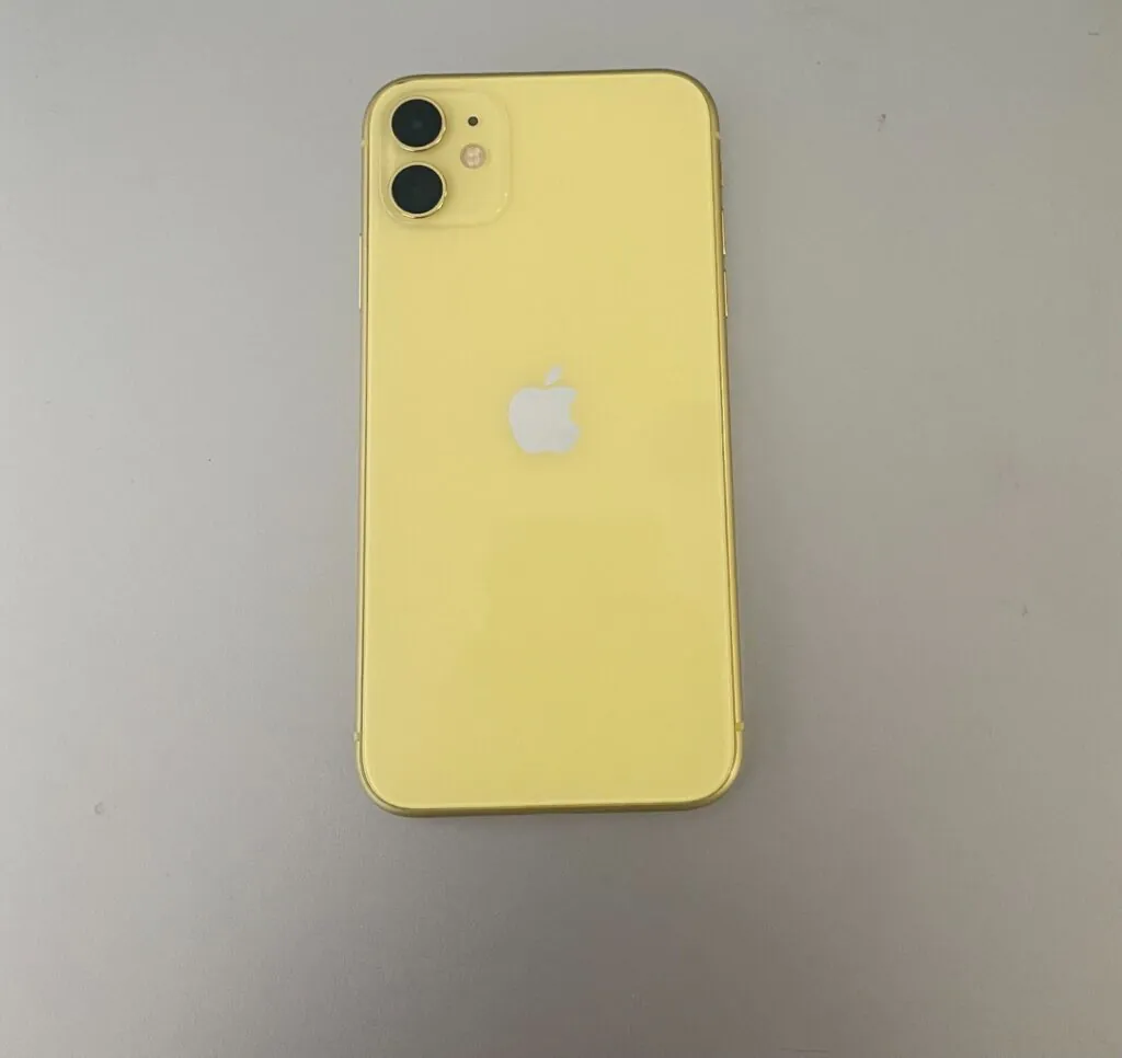 Apple iPhone 11 Pro Max – 64 GB – Gold (Unlocked) Read Description In Full