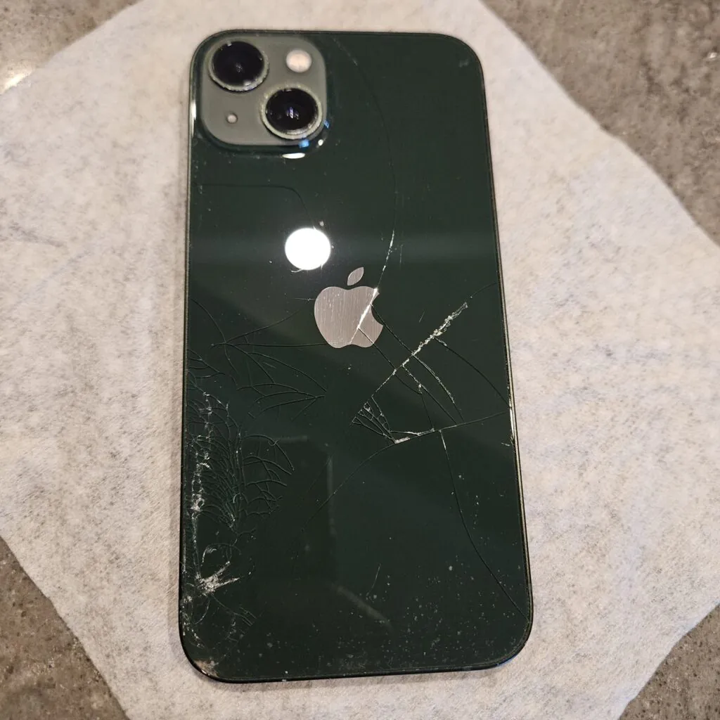 Apple iPhone 13 128GB Green T-Mobile, Used.