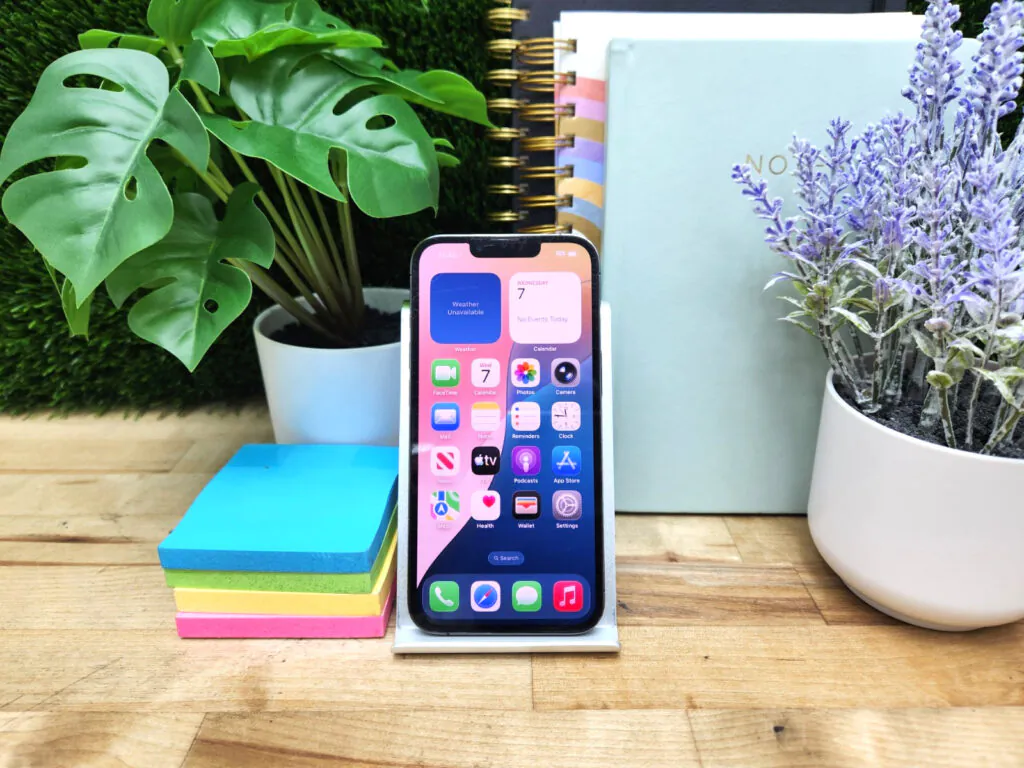 Apple iPhone 13 Pro 6.1″ Graphite 128GB A15 Bionic – SIM UNLOCKED ~