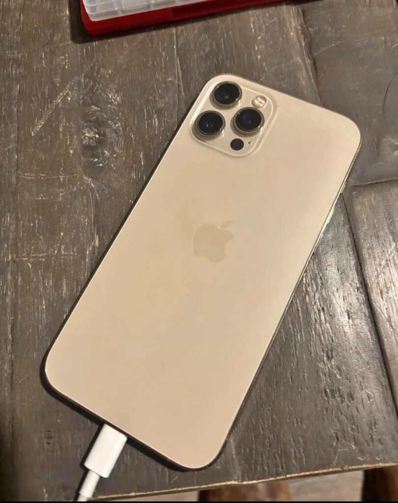 Apple iPhone 12 Pro Max – 512 GB – Gold (Unlocked)