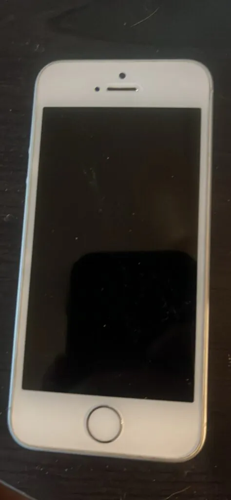 Apple iPhone SE (2020) – 128 GB – White (Verizon)