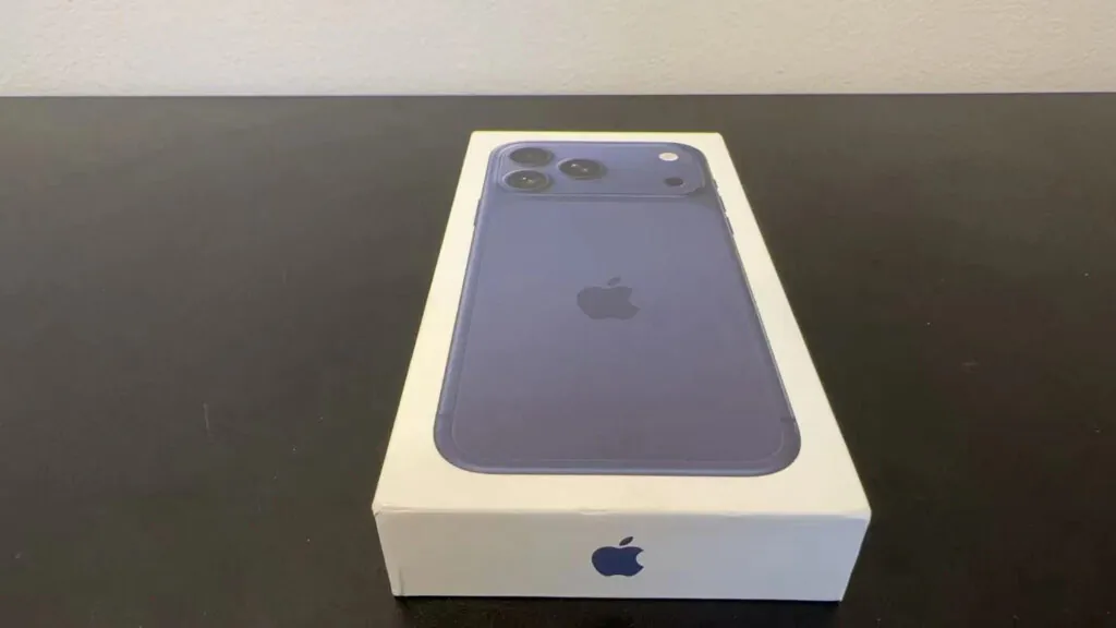 New Sealed Apple iPhone 17 Pro Max 256GB Blue Unlocked Worldwide Apple Warranty