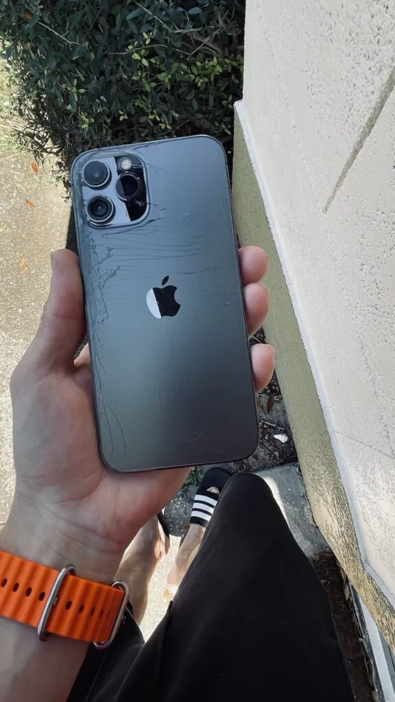 Apple iPhone 12 Pro Max 128GB Graphite MG8X3LL/A Unlocked (READ DESCRIPTION)