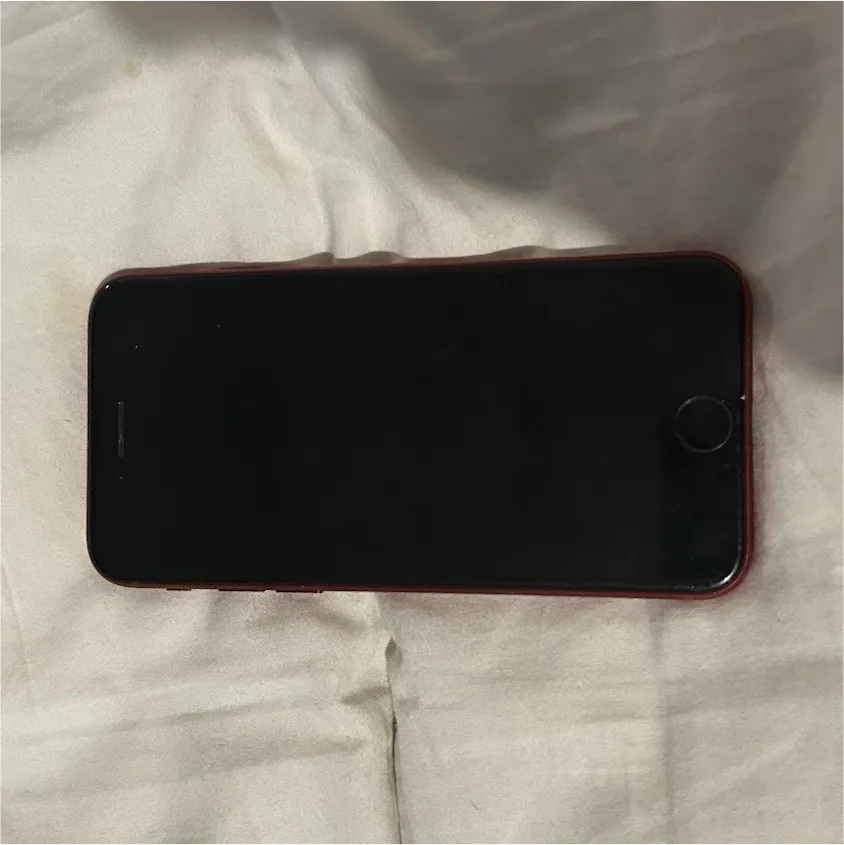 Apple iPhone SE (2020) Red (Unlocked – WiFi) (Okay Condition)