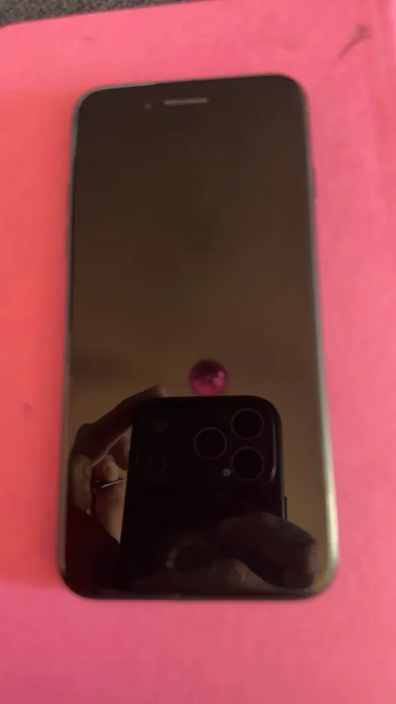 Apple iPhone 11 Pro Max 64GB Space Gray (AT&T Locked)