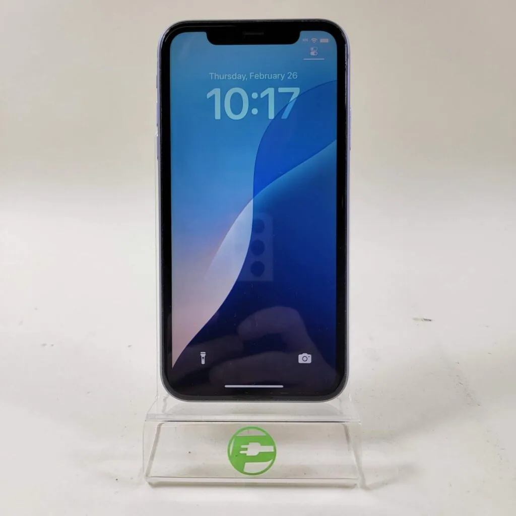 Unlocked Apple iPhone 11 256GB 18.6.2 Purple MWLQ2VC/A