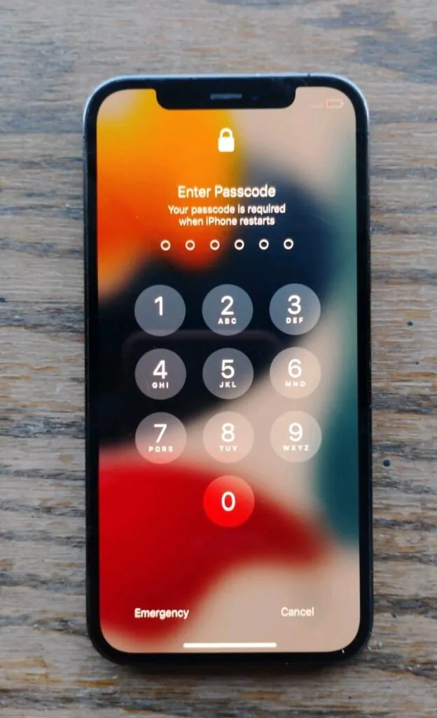 Apple iPhone 12 Pro 128gb LOCKED 🔐