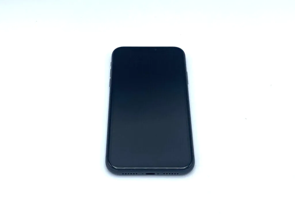 Apple iPhone 11 | 64GB | Unlocked | Grade C | READ