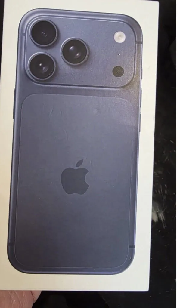 Apple iPhone 17 Pro – 256 GB – Deep Blue (Verizon)-SEALED