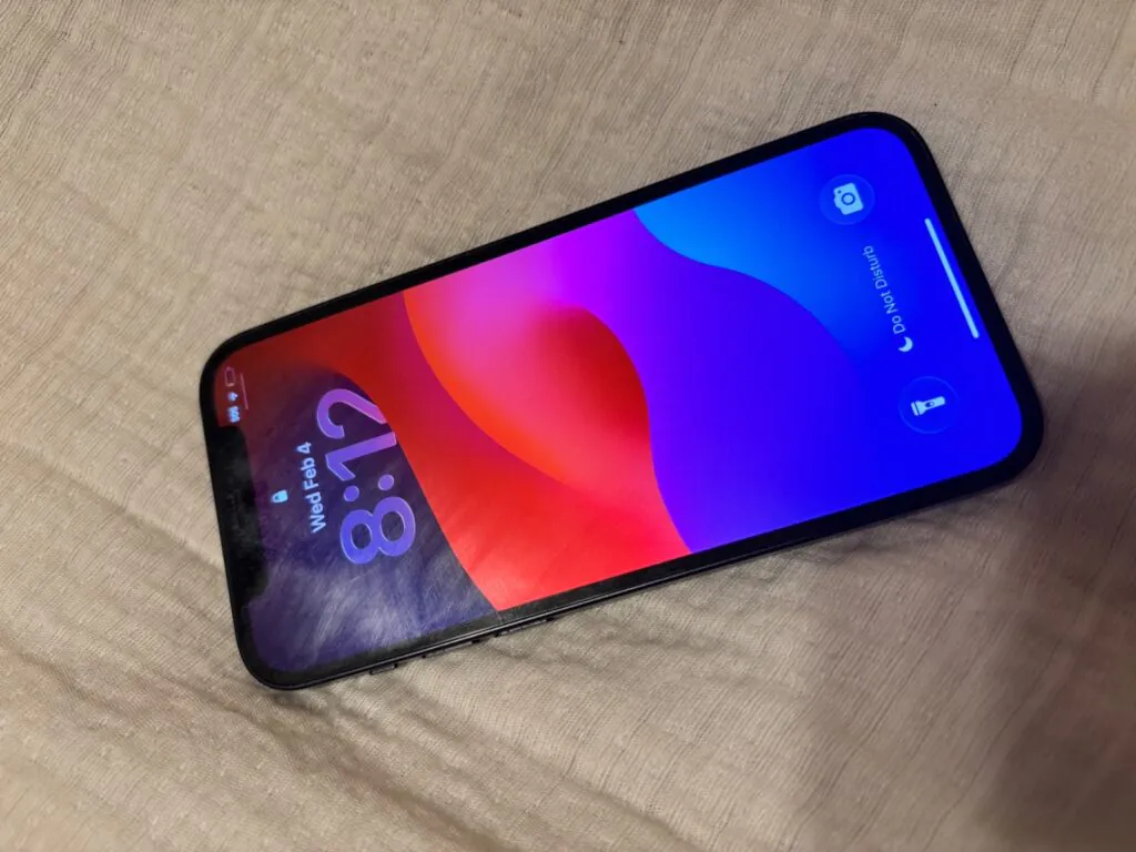 Apple iPhone 12 – 64 GB – Black (Straight Talk)