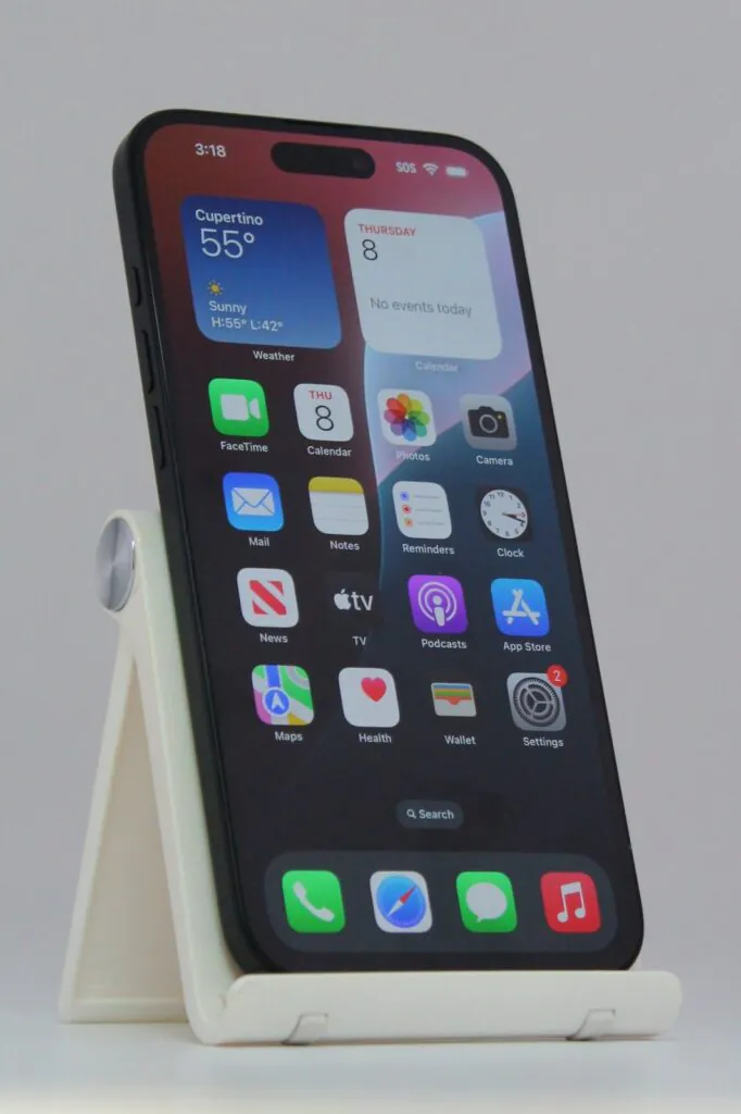 Good Condition – Apple iPhone 16 Plus 128GB Black (T-Mobile ONLY) – Free Ship