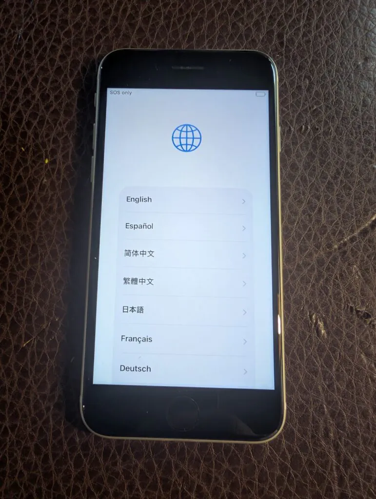 Apple iPhone SE (2022) – 64 GB – Starlight (Unlocked) Grade A++