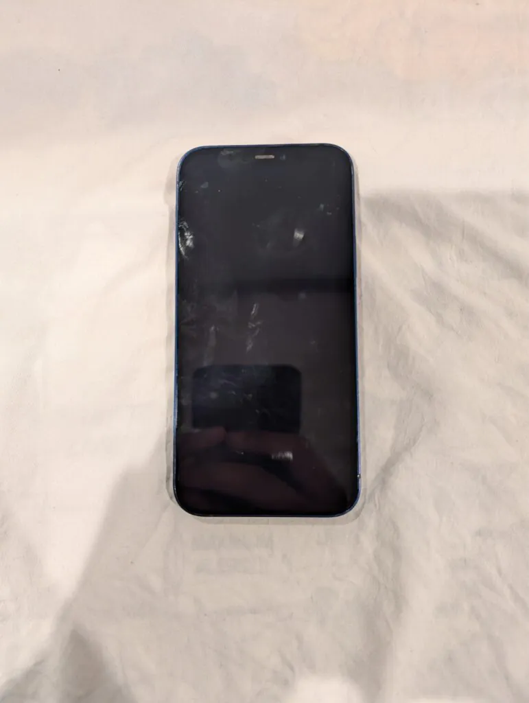 Apple iPhone 12 – 64 GB – Blue (Unlocked)