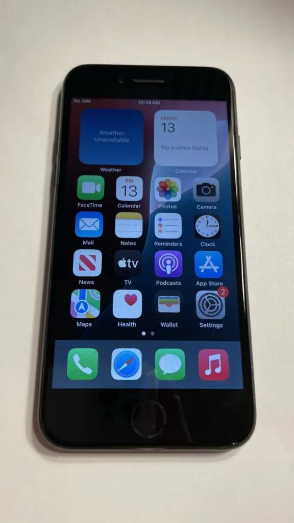 iPhone SE 2 (2020) 64GB (Black) Unlocked A2275 – Clean IMEI – READ