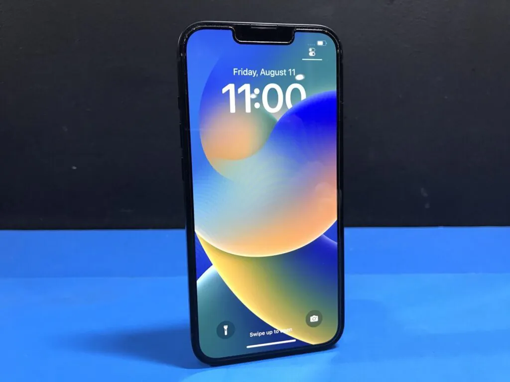 Apple iPhone 13 A2482 128GB IOS Midnight UNLOCKED MLA23LL/A