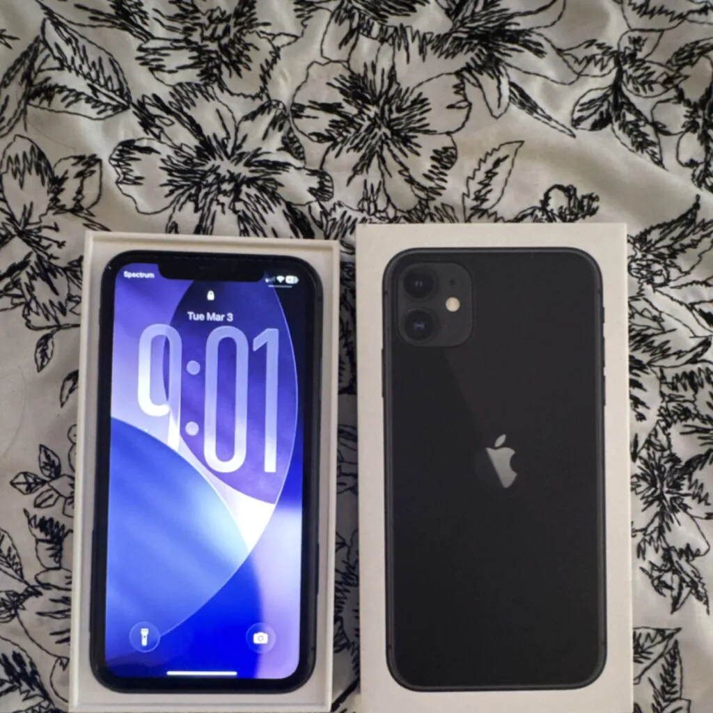 Apple iPhone 11 Black iOS Smartphone