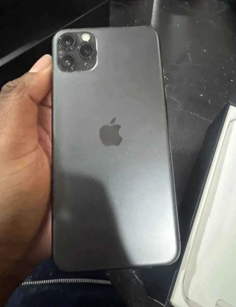 iPhone 11 Pro Max 64gb With Original Box RARE iOS 13.5.1!
