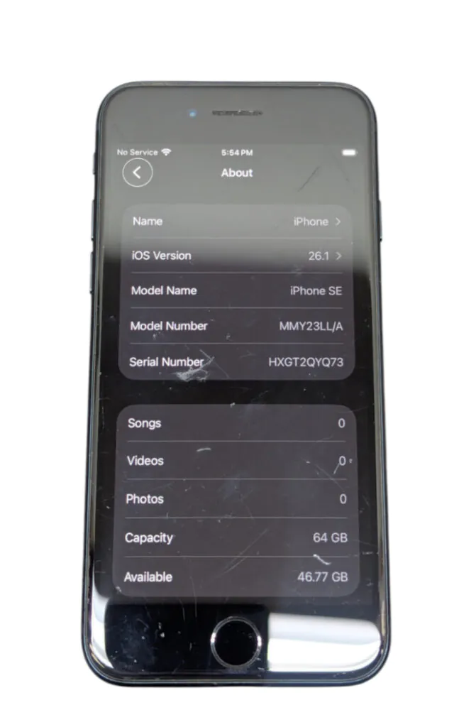SCRATCHES Apple iPhone SE 3rd Gen. (2022) – 64 GB – Midnight (Unlocked)