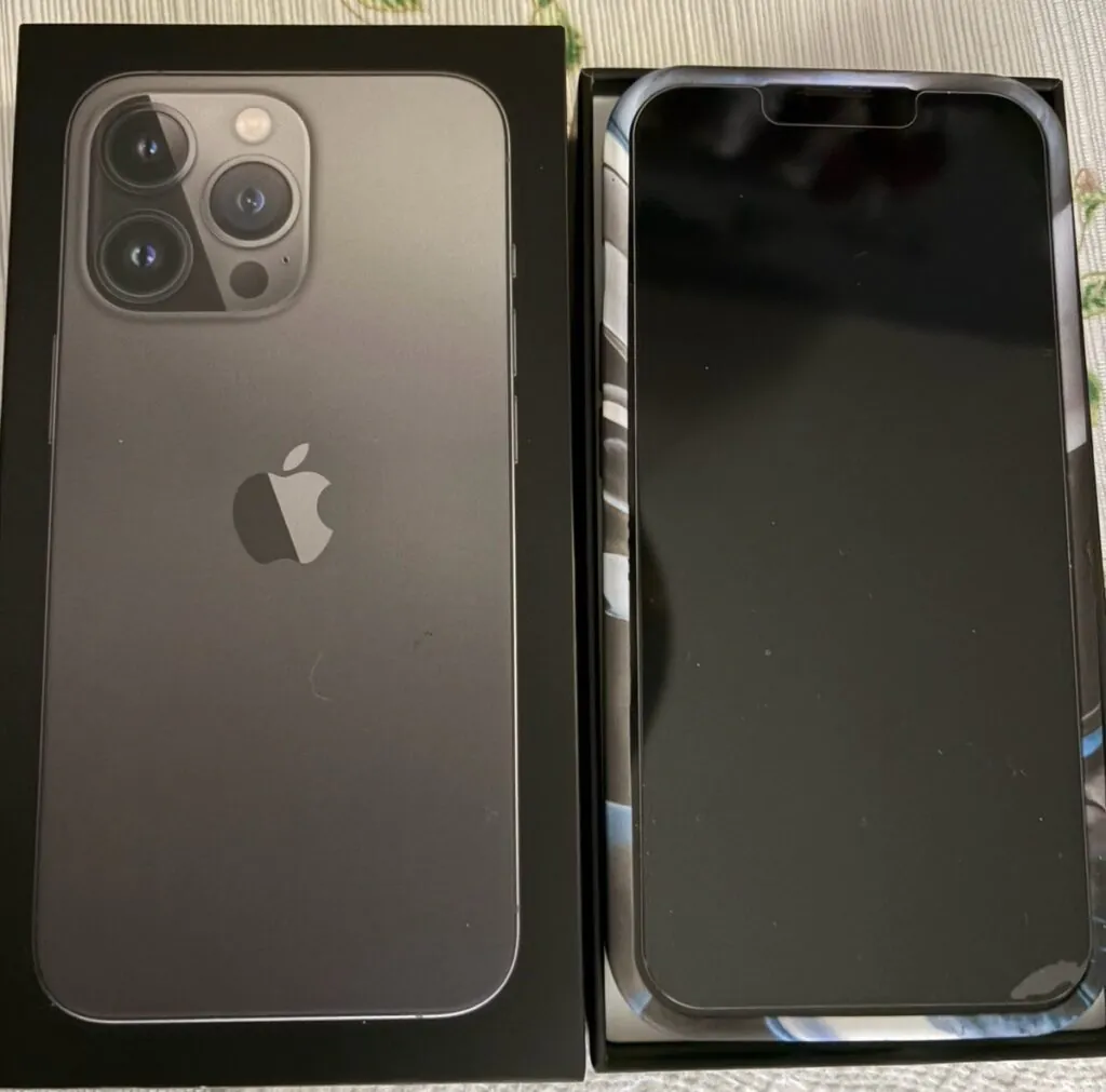 Apple iPhone 13 Pro Graphite  128 GB BH 🔋🔋81% Used By Senior! Accessories Inc!