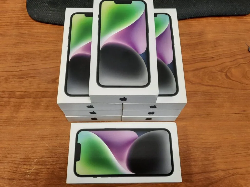 Apple iPhone 14 5G 128 GB Midnight (Unlocked) NEW IN BOX