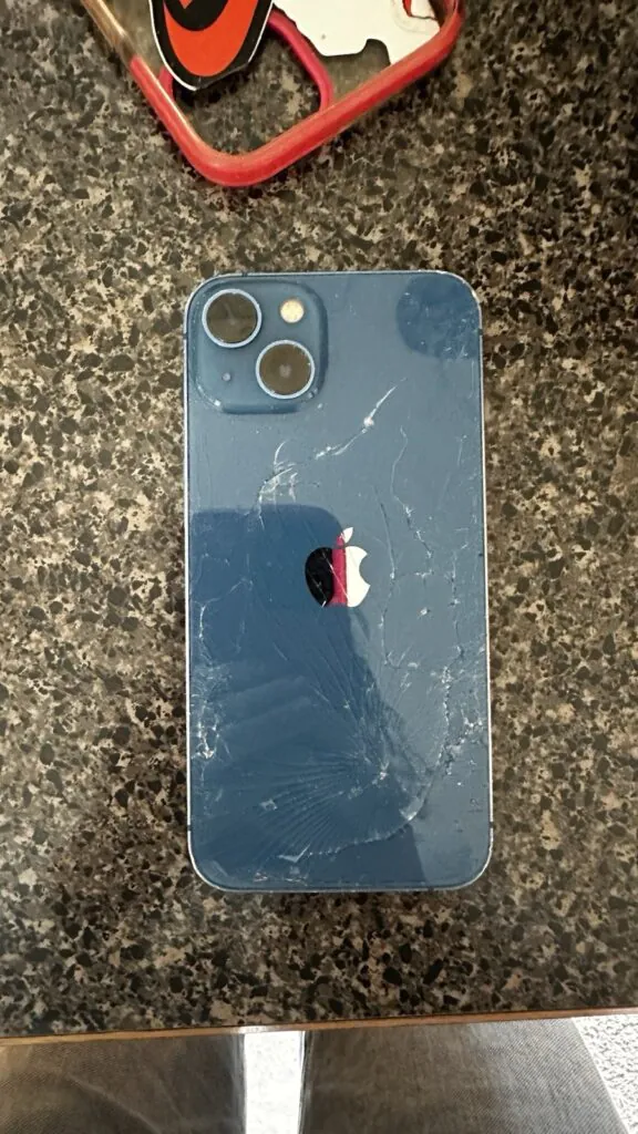 Apple iPhone 13 Blue