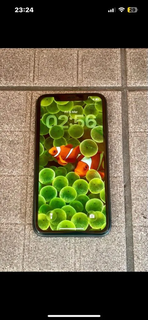 Apple iPhone 11 Black Wi-Fi iOS Bar Smartphone Mobile Phone