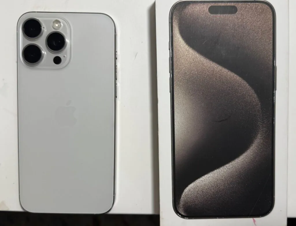 Apple iPhone 15 Pro Max 256GB Natural Titanium AT&T SIM Locked