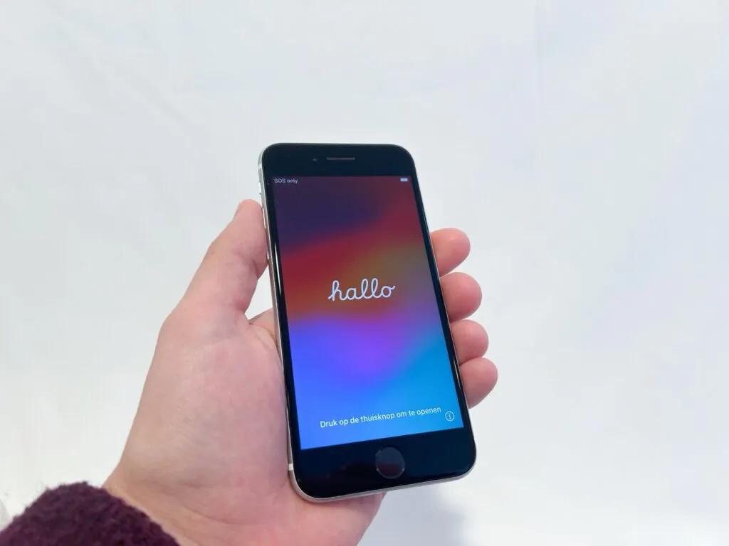 Apple iPhone SE 2nd Gen Unlocked 64gb – White